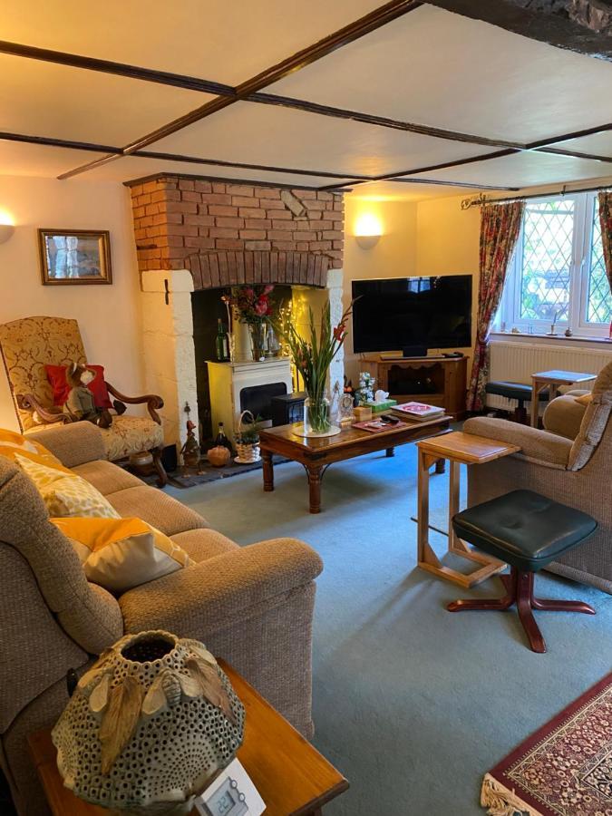 Wisteria Cottage Мелкшам Екстериор снимка