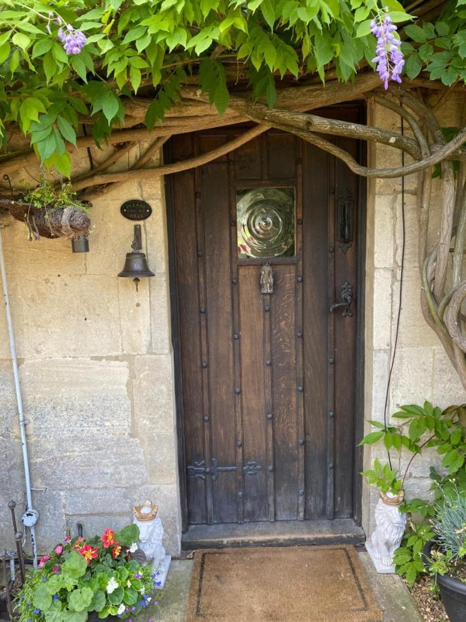 Wisteria Cottage Мелкшам Екстериор снимка